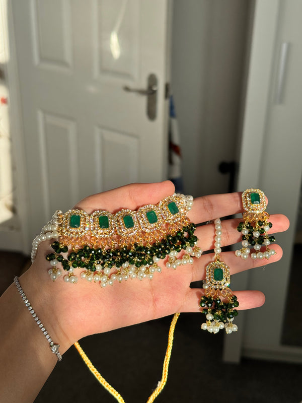 MEHER| Choker set in green and gold