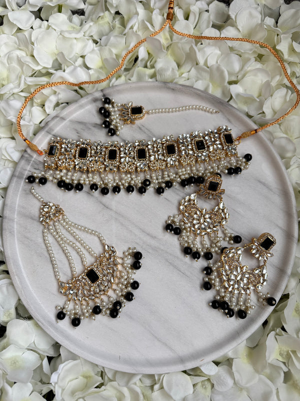 AYEZAL| Semi-Bridal set in black