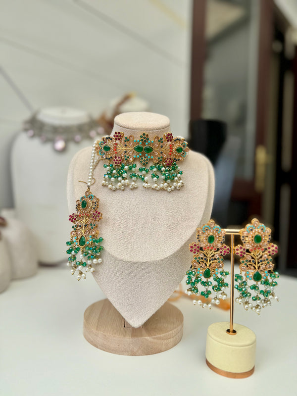 SHANAYA in green| Multi-choker set